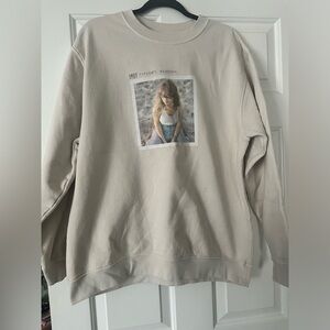 Taylor Swift 1989 Crewneck (limited edition/RARE)